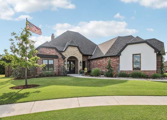 Property at 5813 Tiger Stone Dr, Mustang, OK 73064, 3 beds, 2.5 baths