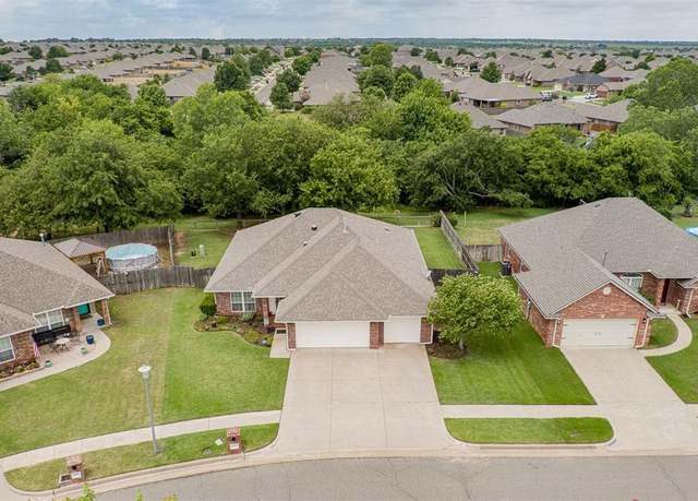 Property at 10205 Queensbury Dr, Yukon, OK 73099, 3 beds, 2 baths