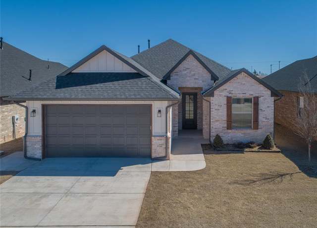Property at 1224 Colonial Ave, Tuttle, OK 73089, 3 beds, 2 baths