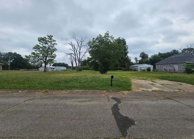 Property at 1026 Eureka St, Seminole, OK 74868