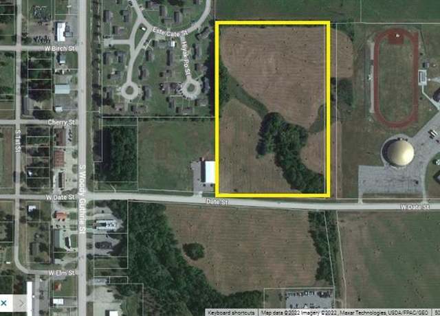 Property at 210 E Date St, Okemah, OK 74859