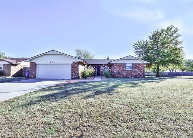 Property at 2727 S Charles Dr, El Reno, OK 73036, 3 beds, 2 baths