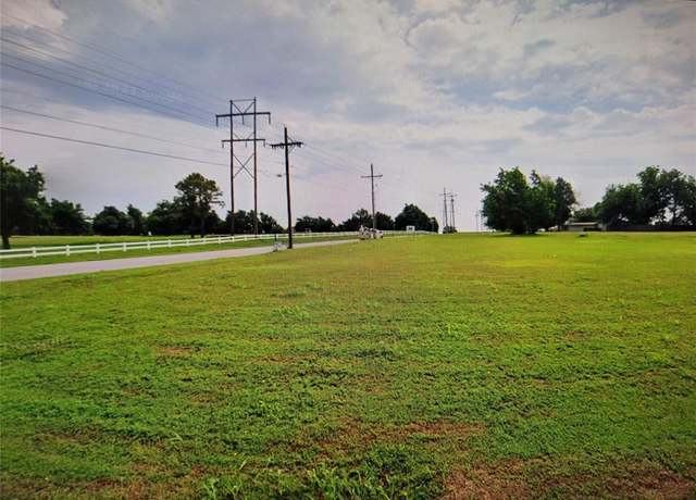 Property at 3201 Pondridge Rd, Chickasha, OK 73018, 4 beds, 2.5 baths