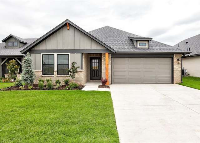 Property at 1124 Harmony Dr, Edmond, OK 73034, 3 beds, 2 baths