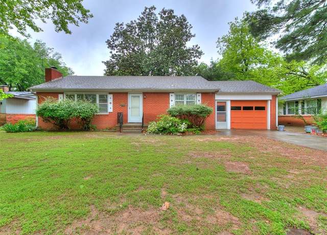 Property at 1212 Caddell Ln, Norman, OK 73069, 2 beds, 1 bath
