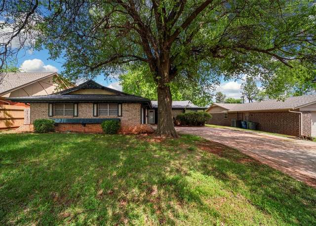 Property at 2606 Michael Dr, Edmond, OK 73013, 3 beds, 2 baths