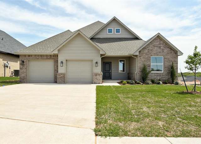 Property at 2116 Josslyn Pl, Edmond, OK 73034, 4 beds, 2 baths