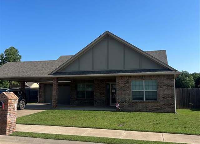 Property at 702 Bison, Enid, OK 73701, 3 beds, 2 baths