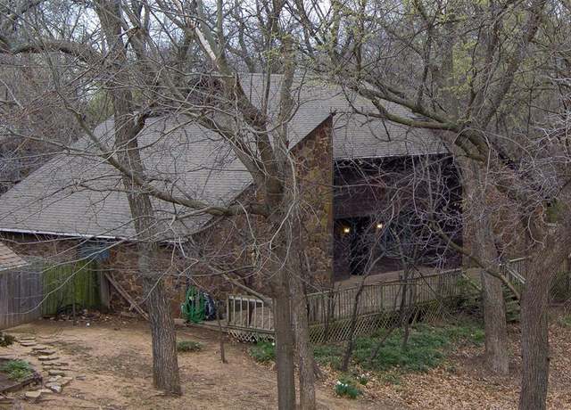 Property at 3213 NE Shelter Creek Dr, Lawton, OK 73507, 4 beds, 3 baths