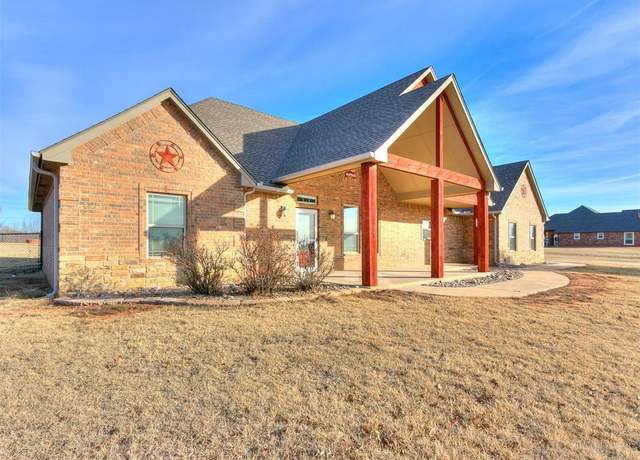 Property at 1385 County Street 2989, Blanchard, OK 73010, 3 beds, 2 baths