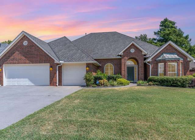 Property at 4009 Harrogate Dr, Norman, OK 73072, 5 beds, 3 baths