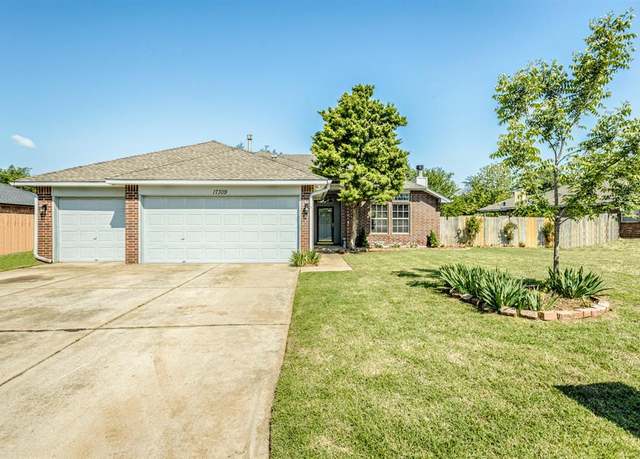Property at 17309 Sunny Hollow Rd, Edmond, OK 73012, 3 beds, 2 baths