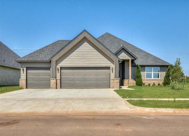 Property at 14525 Astor Ln, Yukon, OK 73099, 4 beds, 2.5 baths