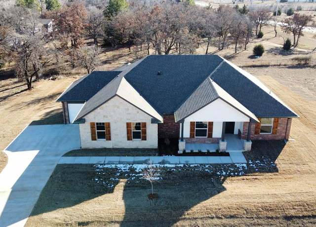 Property at 11032 Black Lion Ct, Blanchard, OK 73010, 4 beds, 2.5 baths