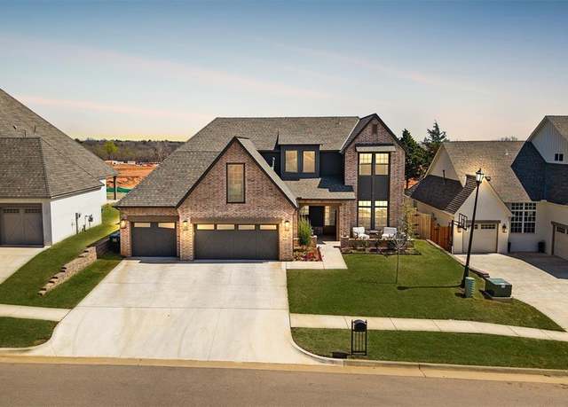 Property at 3824 Stone Hill Ln, Edmond, OK 73034, 4 beds, 3 baths