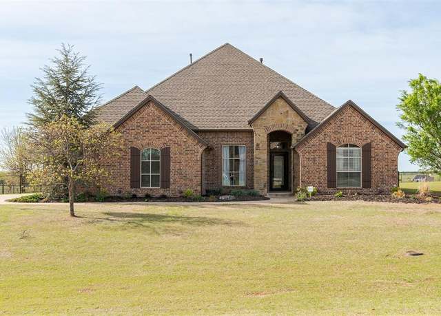 Property at 2114 NW 34th St, Newcastle, OK 73065, 4 beds, 2 baths