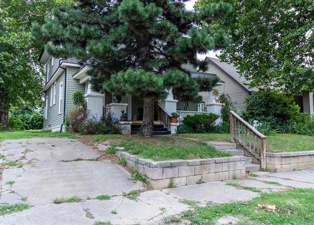 Property at 1129 W Park Pl, Oklahoma City, OK 73106, 3 beds, 2 baths