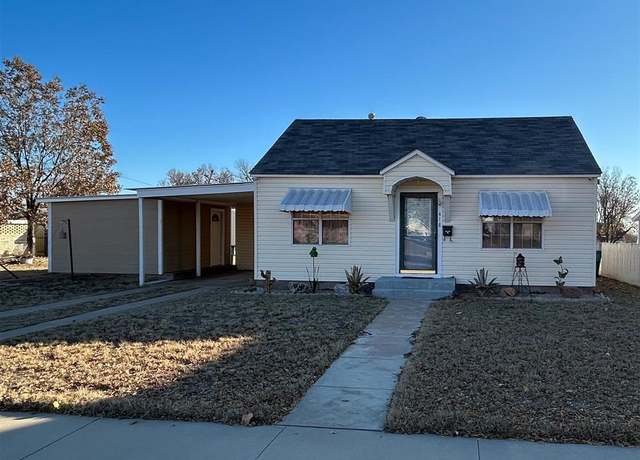 Property at 418 S Pennsylvania Ave, Mangum, OK 73554, 1 bed, 1 bath