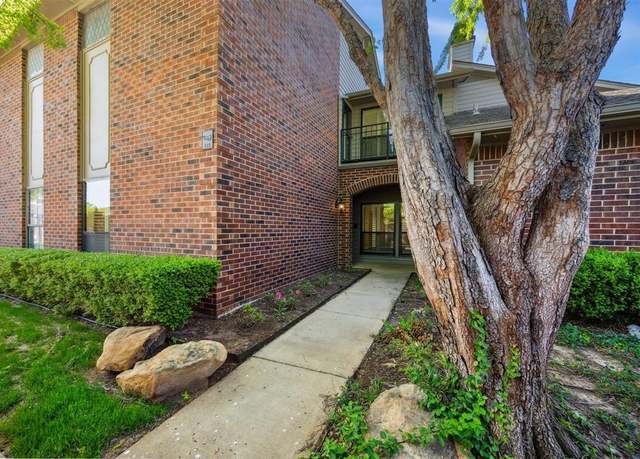 Property at 6208 Waterford Blvd #112, Oklahoma City, OK 73118, 3 beds, 3 baths