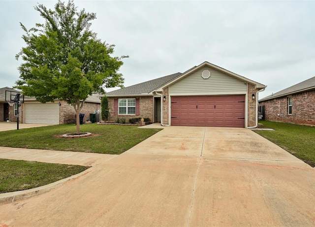 Property at 11513 SW 26th St, Yukon, OK 73099, 3 beds, 2 baths