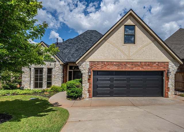 Property at 16616 Little Leaf Ln, Edmond, OK 73012, 3 beds, 2.5 baths