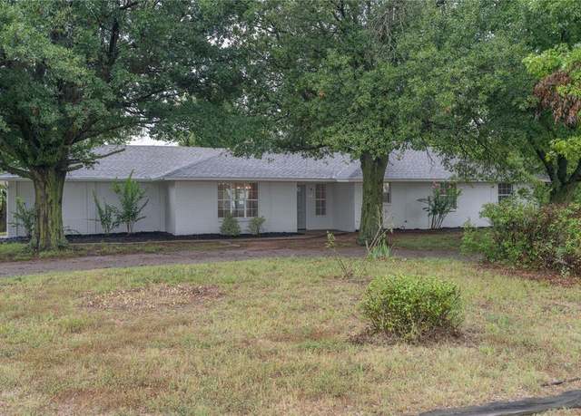 Property at 801 Quail Ridge Rd, Newcastle, OK 73065, 3 beds, 2 baths