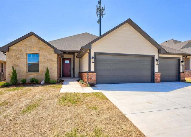 Property at 3014 Hollow Crest Ln, Norman, OK 73071, 4 beds, 2 baths