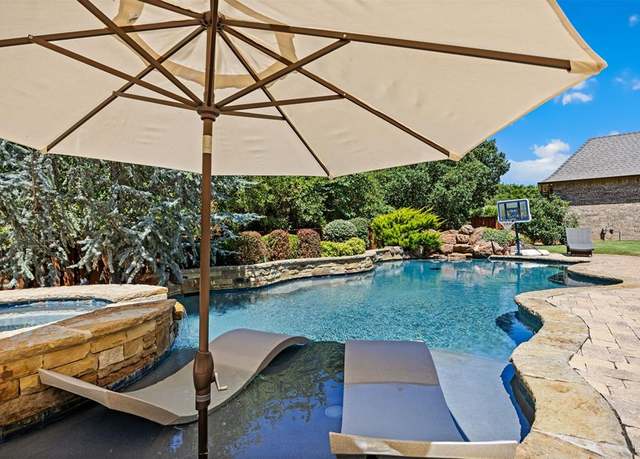 Property at 2209 Open Trail Rd, Edmond, OK 73034, 4 beds, 5.5 baths