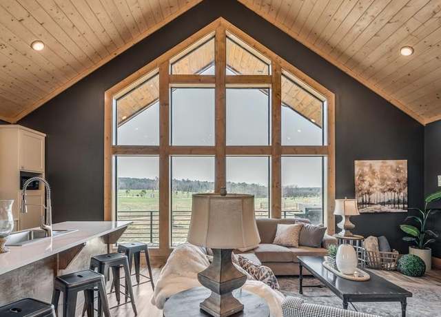 Property at 19 Deer Valley Cir, Broken Bow, OK 74728, 3 beds, 18 baths