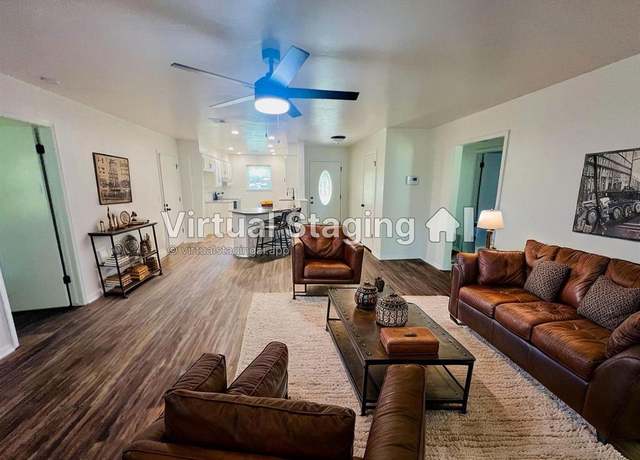 Property at 209 SW 6th St, Blanchard, OK 73010, 3 beds, 2 baths