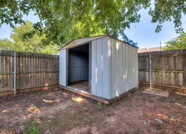Property at 4119 S 38th West Ave, Tulsa, OK 74107, 3 beds, 1 bath