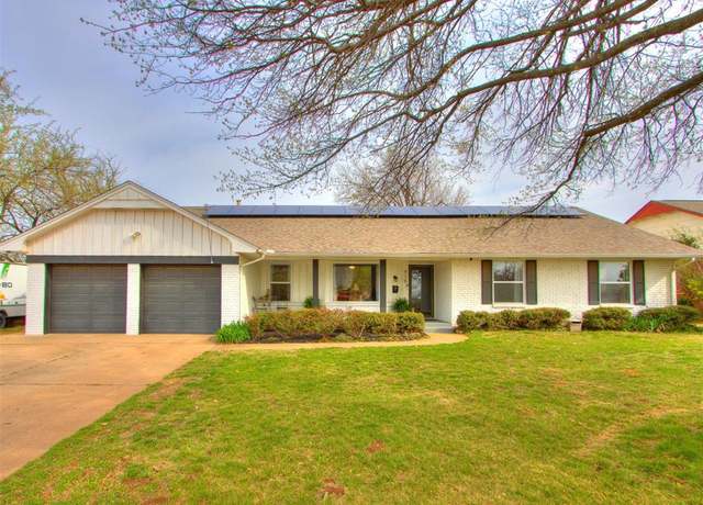 Property at 415 E 10th St, Edmond, OK 73034, 4 beds, 3 baths