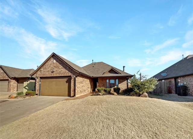 Property at 11125 NW 8th St, Yukon, OK 73099, 3 beds, 2 baths