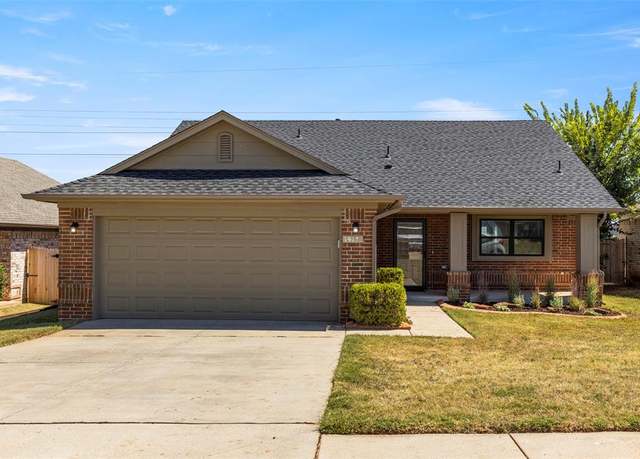 Property at 1917 E View Dr, Norman, OK 73071, 3 beds, 2 baths