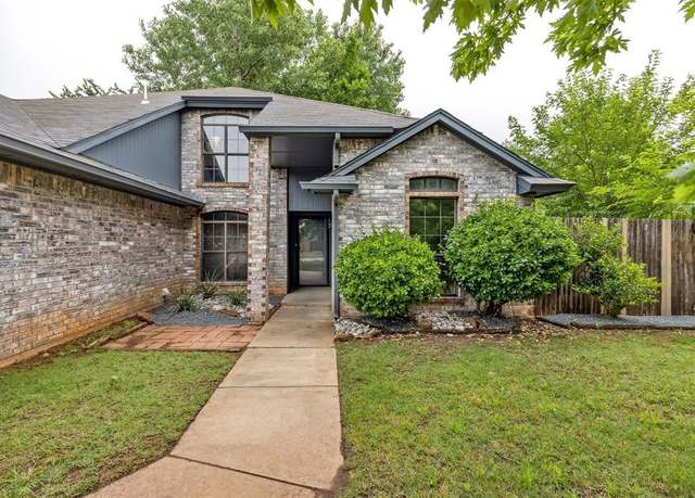 Property at 16912 Applebrook Dr, Edmond, OK 73012, 4 beds, 3 baths