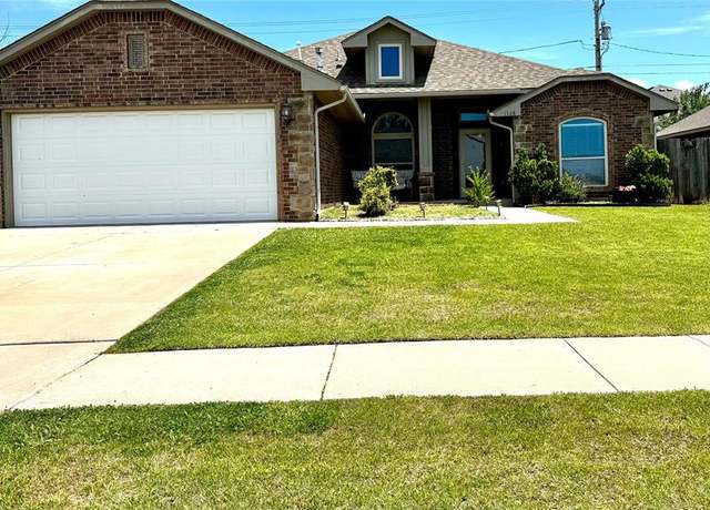 Property at 1328 Ridgeway Dr, Moore, OK 73160, 3 beds, 2 baths
