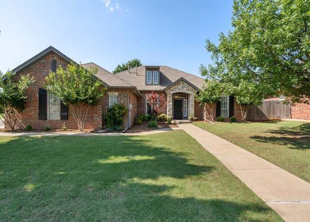 Property at 2917 Stafford Rd, Edmond, OK 73012, 4 beds, 3 baths