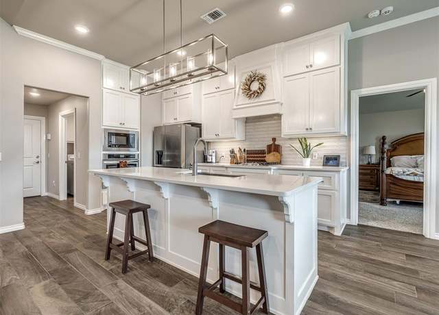 Property at 1508 NE 33rd Ter, Moore, OK 73160, 4 beds, 2 baths