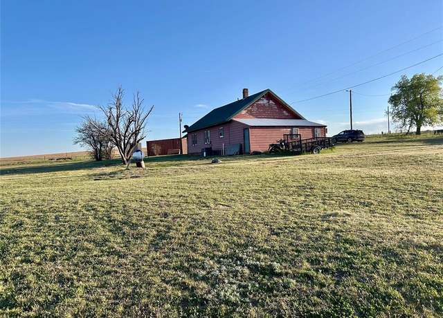 Property at 180222 E County Road 58 Rd, Arnett, OK 73858, 3 beds, 2 baths