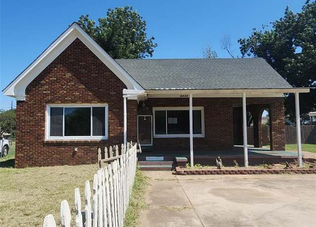 Property at 1414 W Iowa Ave, Chickasha, OK 73018, 2 beds, 2 baths