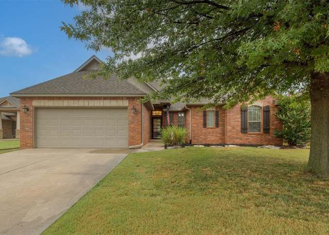 Property at 19204 Canyon Creek Pl, Edmond, OK 73012, 4 beds, 2 baths