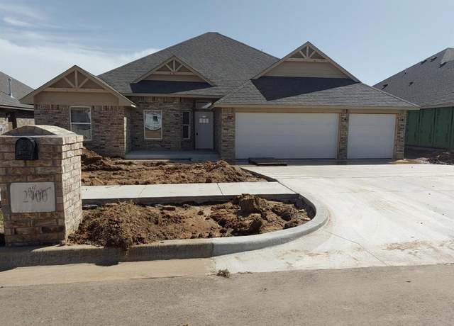 Property at 2900 Summit Hollow Cir, Norman, OK 73071, 5 beds, 2.5 baths