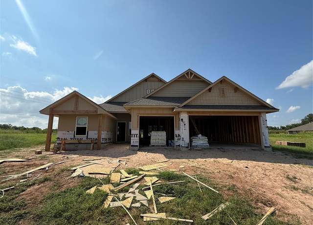Property at 3201 Canadian Trail Ct, Noble, OK 73068, 3 beds, 2.5 baths
