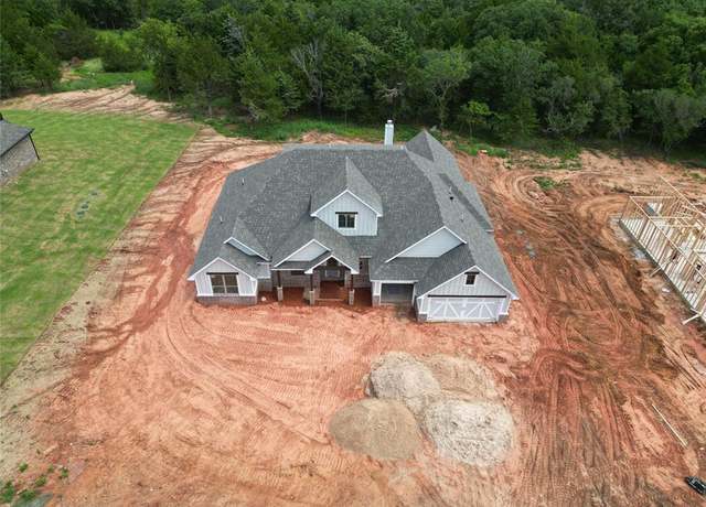 Property at 9125 NE 141st St, Edmond, OK 73049, 5 beds, 3.5 baths