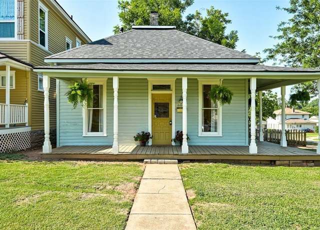 Property at 601 E Cleveland Ave, Guthrie, OK 73044, 2 beds, 1 bath