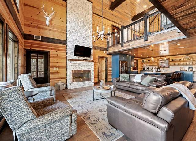 Property at 405 Red Berry Trl, Broken Bow, OK 74728, 6 beds, 6 baths