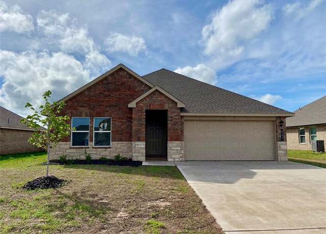 Property at 521 Park Place Dr, Newcastle, OK 73065, 4 beds, 2 baths