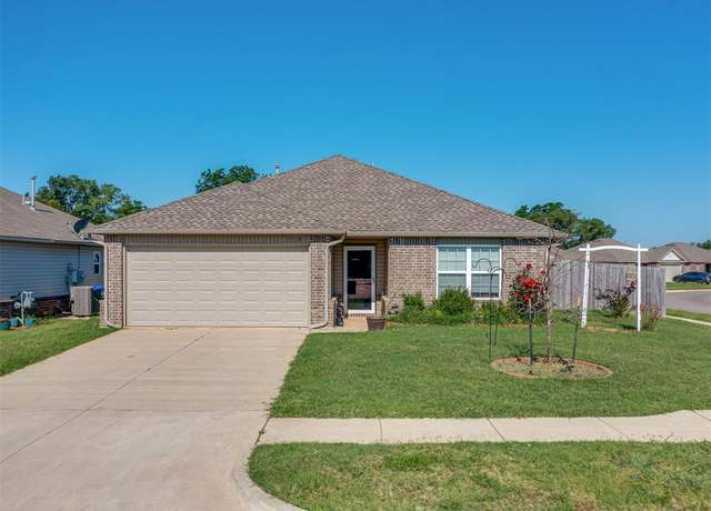Property at 1518 Gypsum Pl, Noble, OK 73068, 3 beds, 2 baths