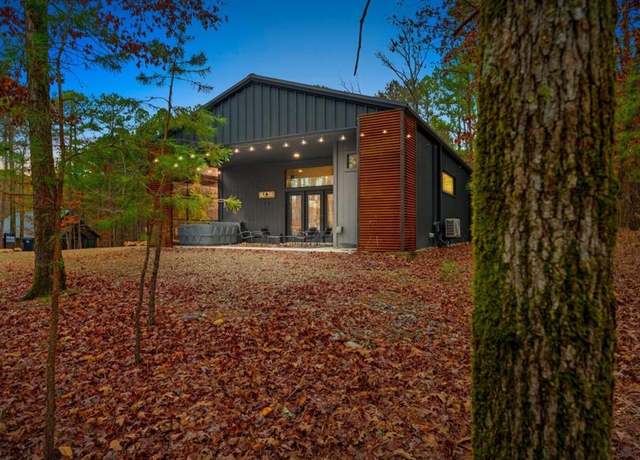 Property at 204 Cedar Creek Cir, Broken Bow, OK 74728, 3 beds, 2 baths
