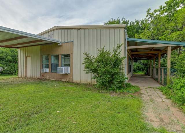 Property at 1808 Doris Ave, Tuttle, OK 73089, 1 bed, 1 bath